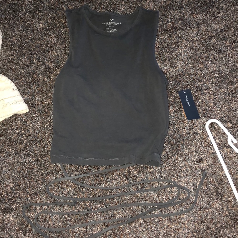 American eagle crop top